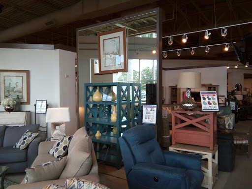 Furniture Store «Rooms To Go», reviews and photos, 1400 44th Ave W, Bradenton, FL 34207, USA