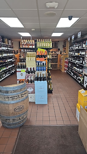 Quaker Lane Wine & Spirits