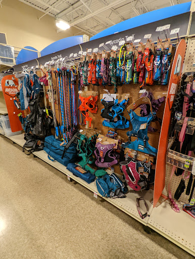 Pet Supply Store «PetSmart», reviews and photos, 16760 Highlands Center Blvd, Bristol, VA 24202, USA