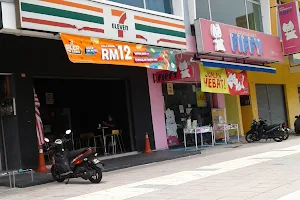 7 Eleven store #1831 Pasir Penambang Kuala Selangor image
