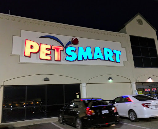 Pet Supply Store «PetSmart», reviews and photos, 4005 Airport Fwy, Irving, TX 75062, USA