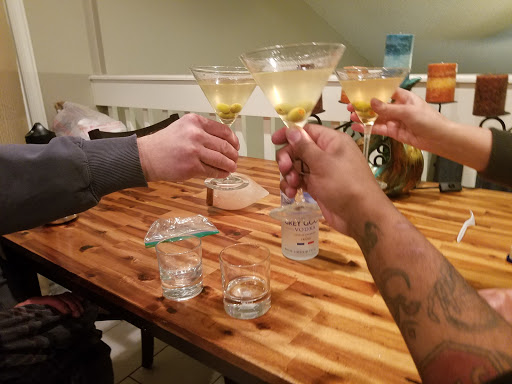 Liquor Store «HighPoint Liquor», reviews and photos, 18674 E Hampden Ave, Aurora, CO 80013, USA