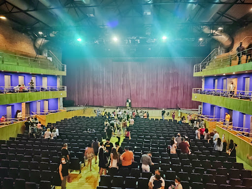 Logo da empresa - Teatro Polytheama