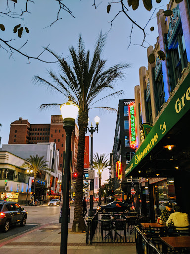 Shopping Mall «Pine Square», reviews and photos, 245 Pine Ave # 150, Long Beach, CA 90802, USA