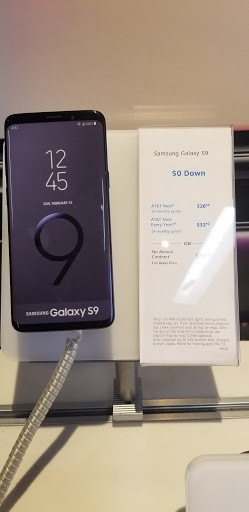 Cell Phone Store «AT&T Authorized Retailer», reviews and photos, 8052 Limonite Ave #101, Riverside, CA 92509, USA