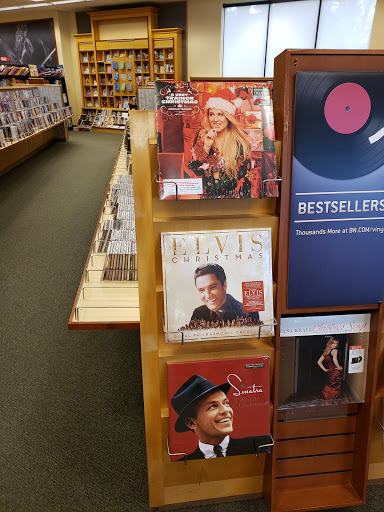 Book Store «Barnes & Noble», reviews and photos, 2518 South Rd, Poughkeepsie, NY 12601, USA