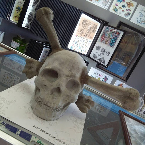 Tattoo Shop «Memory Lane Tattoo Co.», reviews and photos, 7816 Cortez Rd W, Bradenton, FL 34210, USA