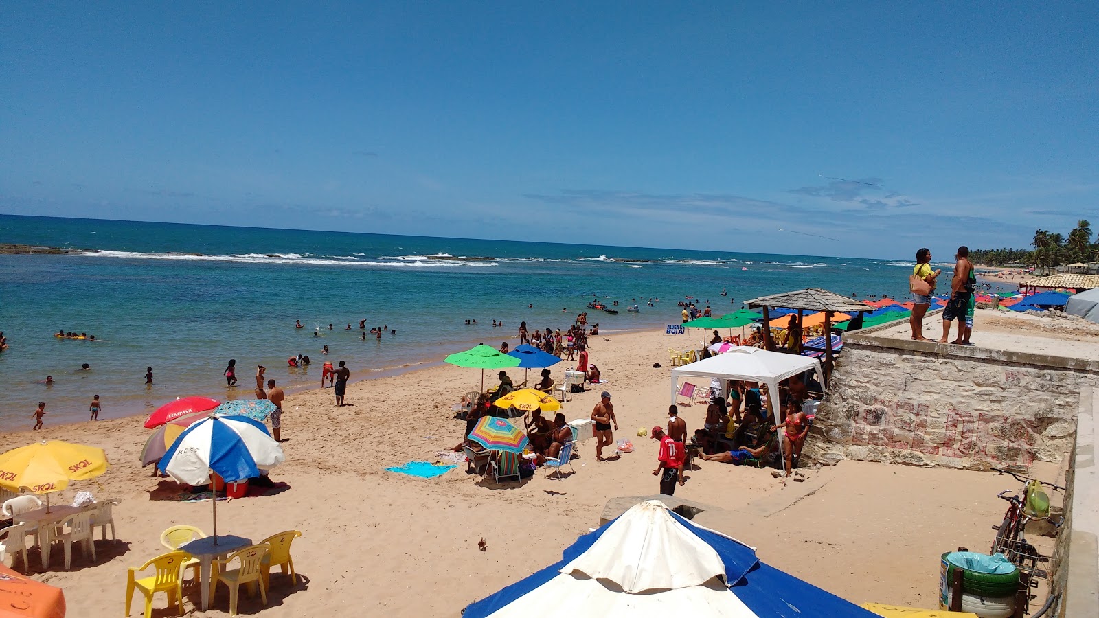 Praia de Jaua的照片 带有明亮的沙子表面
