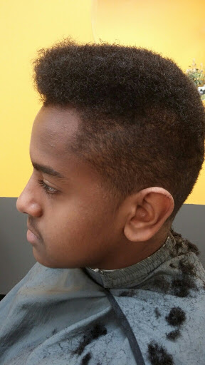 Barber Shop «Centreville Crossing Barber Shop», reviews and photos, 13826 Braddock Rd, Centreville, VA 20121, USA