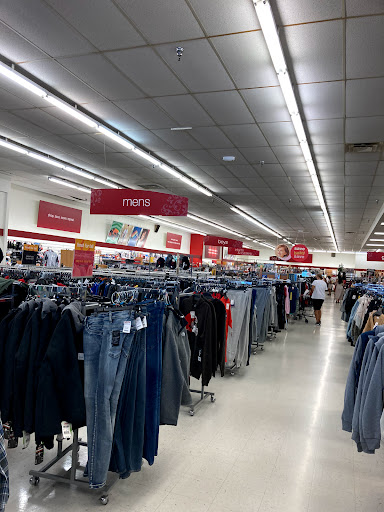 Department Store «T.J. Maxx», reviews and photos, 951 W Pleasant Valley Rd, Parma, OH 44134, USA