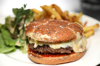 Hamburger du Restaurant La Terrasse des Métiers à Paris - n°5