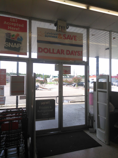 Dollar Store «FAMILY DOLLAR», reviews and photos, 6617 Meadowbrook Dr, Fort Worth, TX 76112, USA