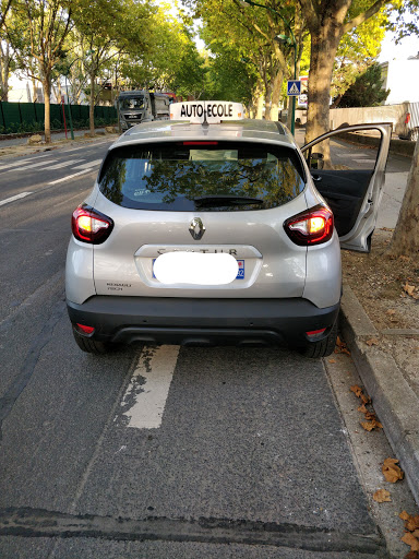 Auto-École Du Centre à Sèvres, Hauts-de-Seine