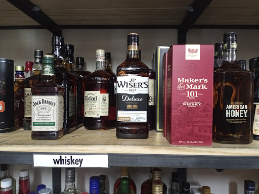 Liquor Store «Vintage Wine and Spirits», reviews and photos, 15255 Lebanon Rd, Old Hickory, TN 37138, USA