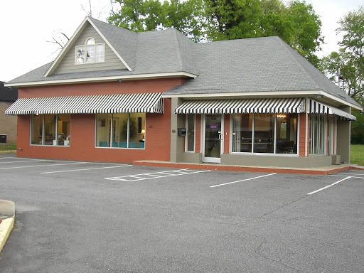 Hair Salon «Rodney L Barnes Hair Salon Plus Barbering», reviews and photos, 427 E Main St, Rock Hill, SC 29730, USA