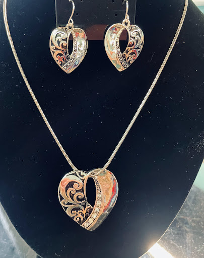 Boutique «Son Glow Boutique», reviews and photos, 11294 W Bell Rd #105, Surprise, AZ 85378, USA