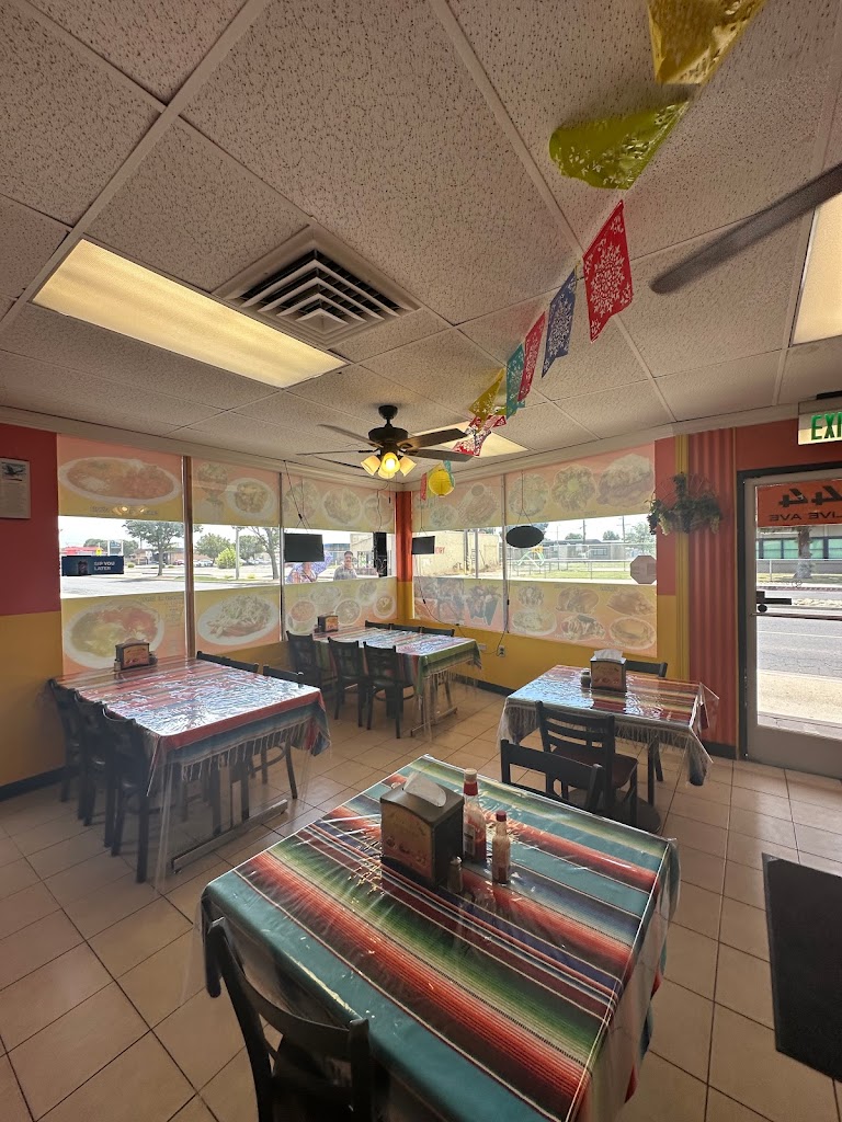 Taqueria La Fortaleza 93257