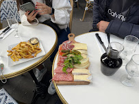 Plats et boissons du Restaurant Le XV - Bar, Planches & Viandes à Versailles - n°7