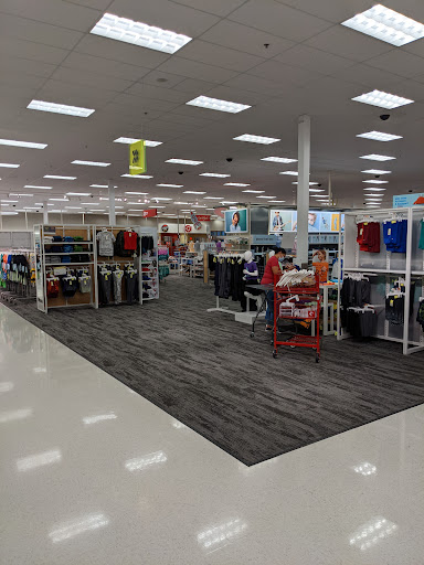 Department Store «Target», reviews and photos, 1750 W 37th St, Hialeah, FL 33012, USA