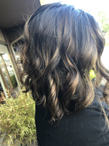 Nail Salon «Oak Street Salon», reviews and photos, 85 E Oak St, Lebanon, OR 97355, USA