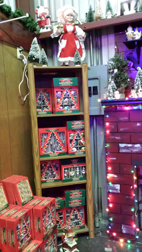 Costume Store «The Holiday Store», reviews and photos, 301 Commerce Ct d, Winter Haven, FL 33880, USA