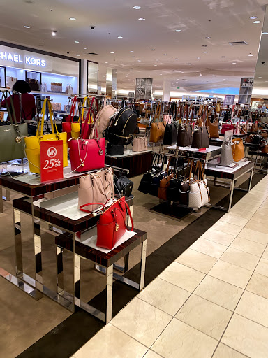 Shopping Mall «Greenbrier Mall», reviews and photos, 1401 Greenbrier Pkwy, Chesapeake, VA 23320, USA