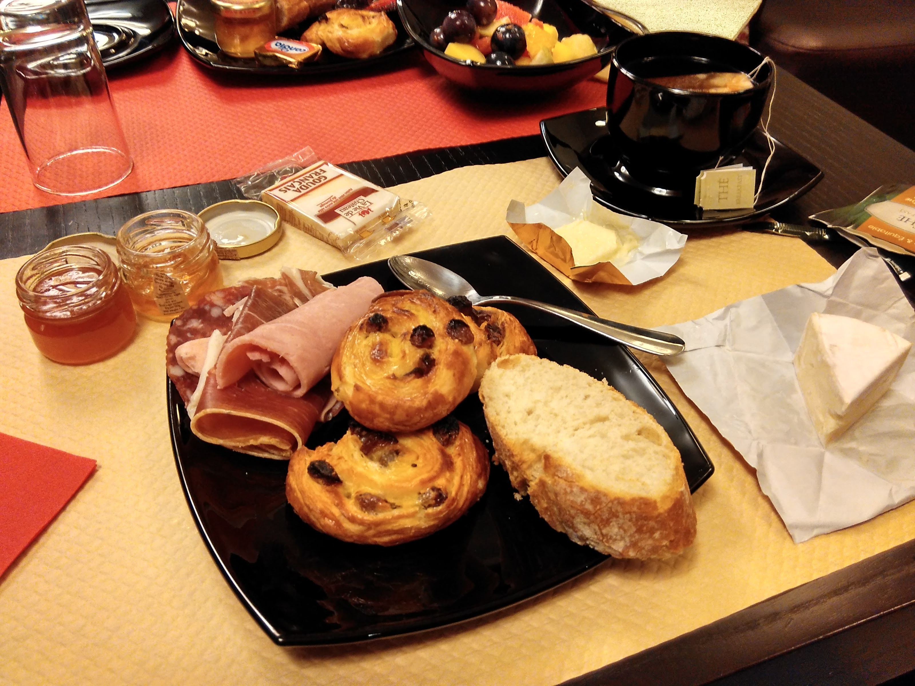Photo n° 1 de l'avis de Suvrajit.a fait le 12/09/2017 à 05:19