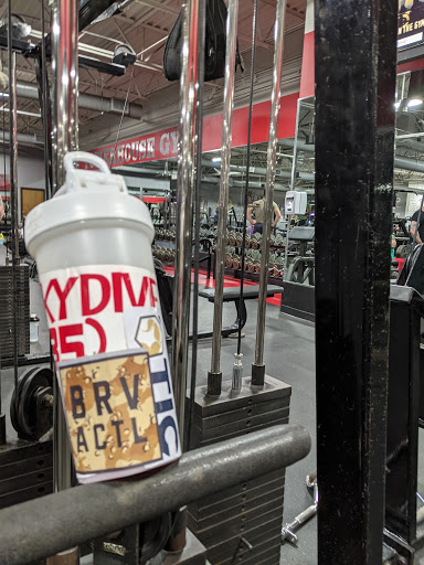 Gym «Powerhouse Gym Clinton Township 24/7», reviews and photos, 37095 S Gratiot Ave, Charter Twp of Clinton, MI 48036, USA