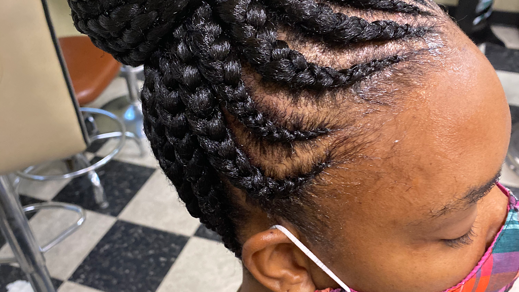 Aminatas West African Hair 33707
