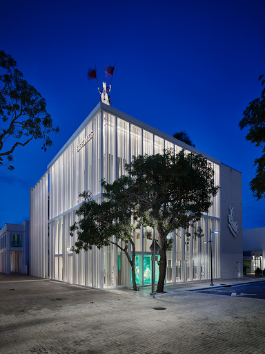 Leather Goods Store «Hermès», reviews and photos, 163 NE 39th St, Miami, FL 33137, USA