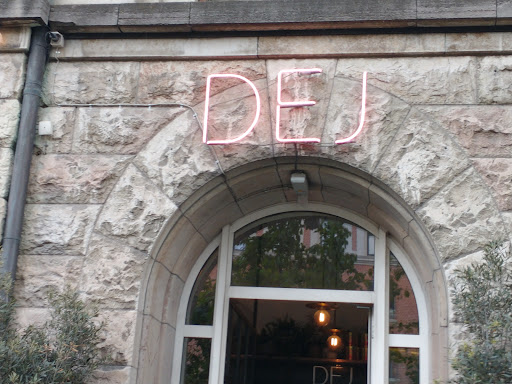 Dej