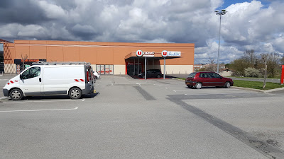 Super U et Drive à Flourens