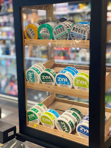 Tobacco Shop «J & J Tobacco», reviews and photos, 3273 Berlin Turnpike, Newington, CT 06111, USA