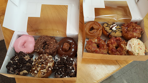 Donut Shop «Peace, Love, and Little Donuts», reviews and photos, 1411 Amherst Rd NE, Massillon, OH 44646, USA