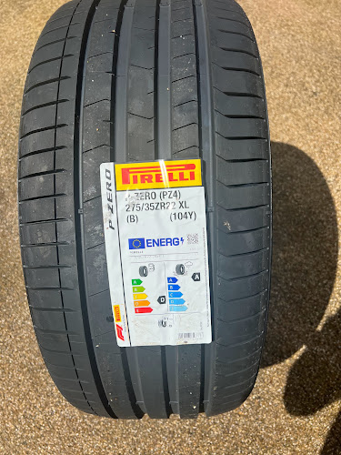 Mobile Tyre Fitting Emergency Mobile Tyre Fitting 24/7 - Tire shop
