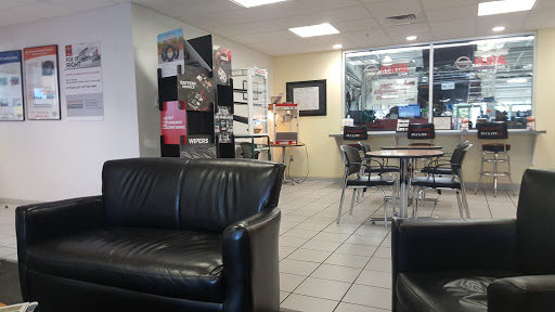 Car Dealer «Hall Nissan Virginia Beach», reviews and photos, 3757 Bonney Rd, Virginia Beach, VA 23452, USA