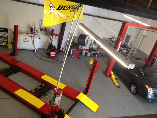 Car Repair and Maintenance «Jr. Auto Repair», reviews and photos, 8243 Narcoossee Park Dr #400, Orlando, FL 32822, USA