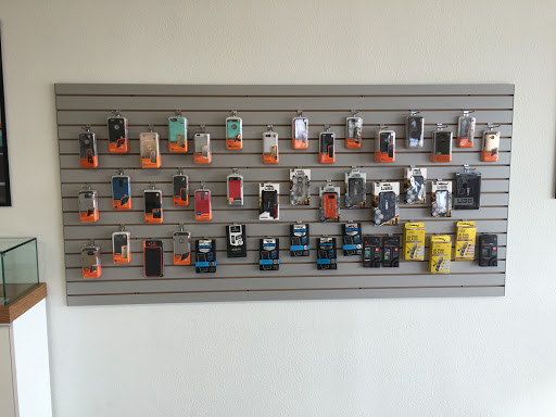 Electronics Repair Shop «CPR Cell Phone Repair Denton», reviews and photos, 2219 S Loop 288 Suite 206, Denton, TX 76205, USA