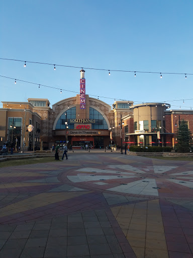 Movie Theater «AMC DINE-IN Southlands 16», reviews and photos, 23955 E Plaza Ave, Aurora, CO 80016, USA