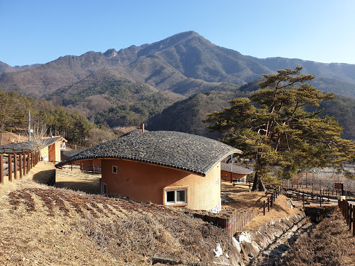 Mungyeong Saejae Gungmin Yeoga Camping Site