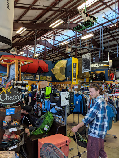 Sporting Goods Store «BackcountryGear.com», reviews and photos, 1855 W 2nd Ave, Eugene, OR 97402, USA