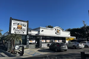 Mr Pete's Burgers image