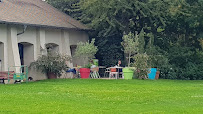 Jardin du Café Le Débarcadère à Issy-les-Moulineaux - n°3