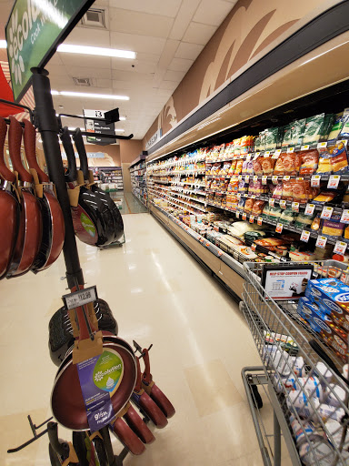 Grocery Store «Weis», reviews and photos, 883 Russell Ave, Gaithersburg, MD 20879, USA