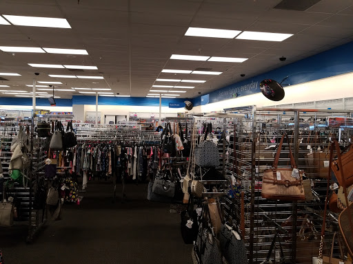 Clothing Store «Ross Dress for Less», reviews and photos, 640 Concar Dr, San Mateo, CA 94402, USA
