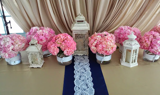 Florist «Westgate Flower & Plant Shop», reviews and photos, 841 S Oak Park Ave, Oak Park, IL 60304, USA