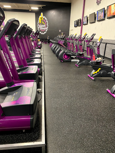 Gym «Planet Fitness», reviews and photos, 2945 Junipero Serra Blvd, Daly City, CA 94014, USA