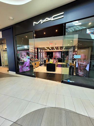 MAC Cosmetics, 21600 Hawthorne Blvd, Torrance, CA 90503, USA, 