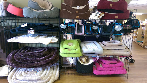 Pet Supply Store «The Whole Pet», reviews and photos, 2423 N College Ave, Fayetteville, AR 72703, USA