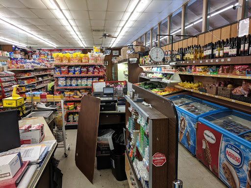 Grocery Store «Pine Mountain General Store», reviews and photos, 2513 Freeman Dr, Frazier Park, CA 93225, USA